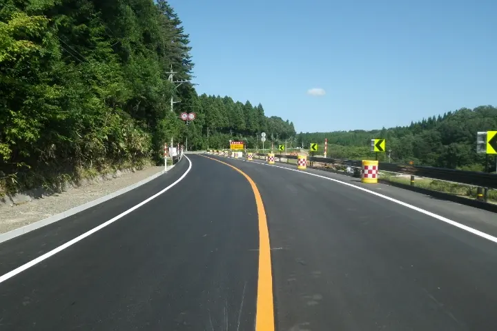 一般国道249号国道改築工事の写真